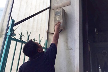 Nhiều hộ dân phản ánh tiền điện tăng “bất thường”