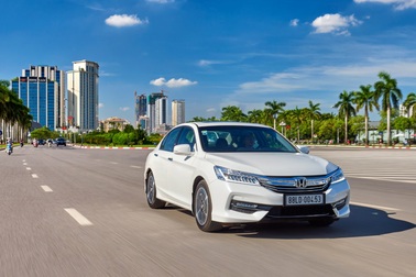 Mua xe ô tô Honda, có cơ hội trúng Accord