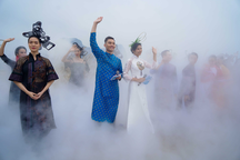 Nhiều hoạt động kích cầu du lịch Cẩm Phả dịp Lễ 30/4 - 1/5