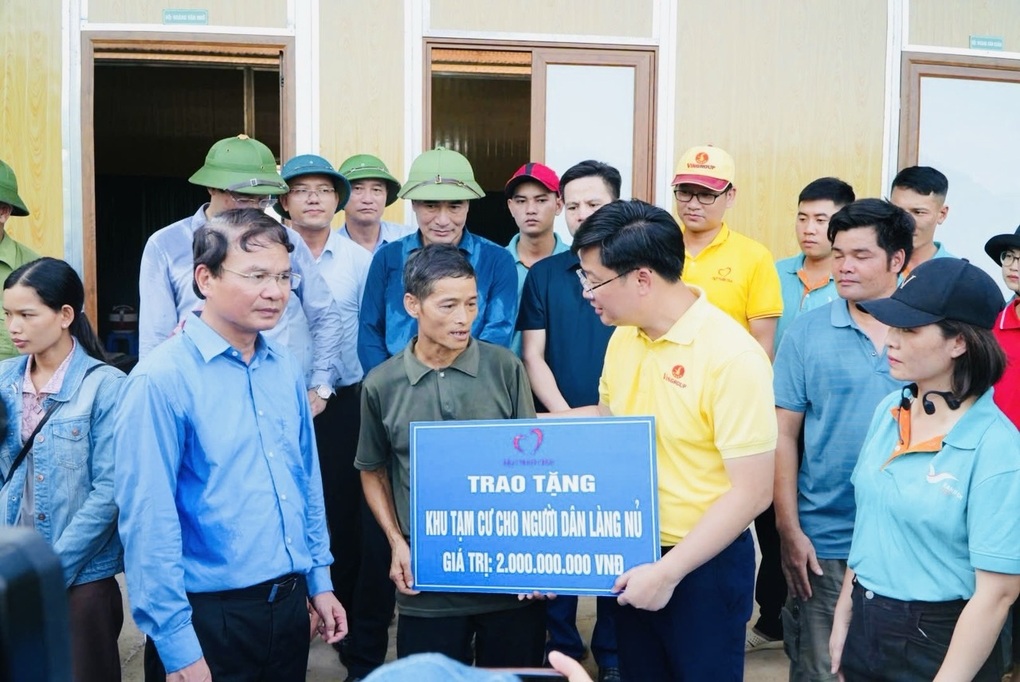 Quỹ Thiện Tâm nhận Huân chương lao động hạng Nhất - 5 Quỹ Thiện Tâm nhận Huân chương lao động hạng Nhất - 5