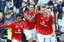 HLV Amorim chỉ ra điều đáng lo của Man Utd khi "hút chết" trước Tottenham