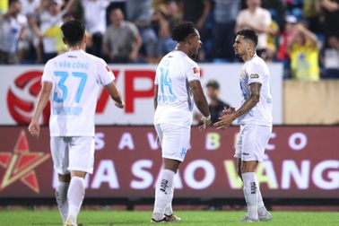 CLB Nam Định toàn thắng cả 3 trận đấu tại V-League
