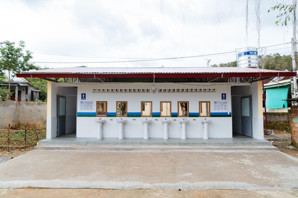 Opella Việt Nam trao môi trường học sạch đẹp cho 7.500 học sinh Quảng Trị - 3