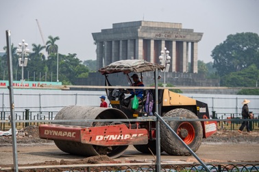 Sửa chữa, mở rộng trục đường Hùng Vương, sẵn sàng cho đại lễ 2/9