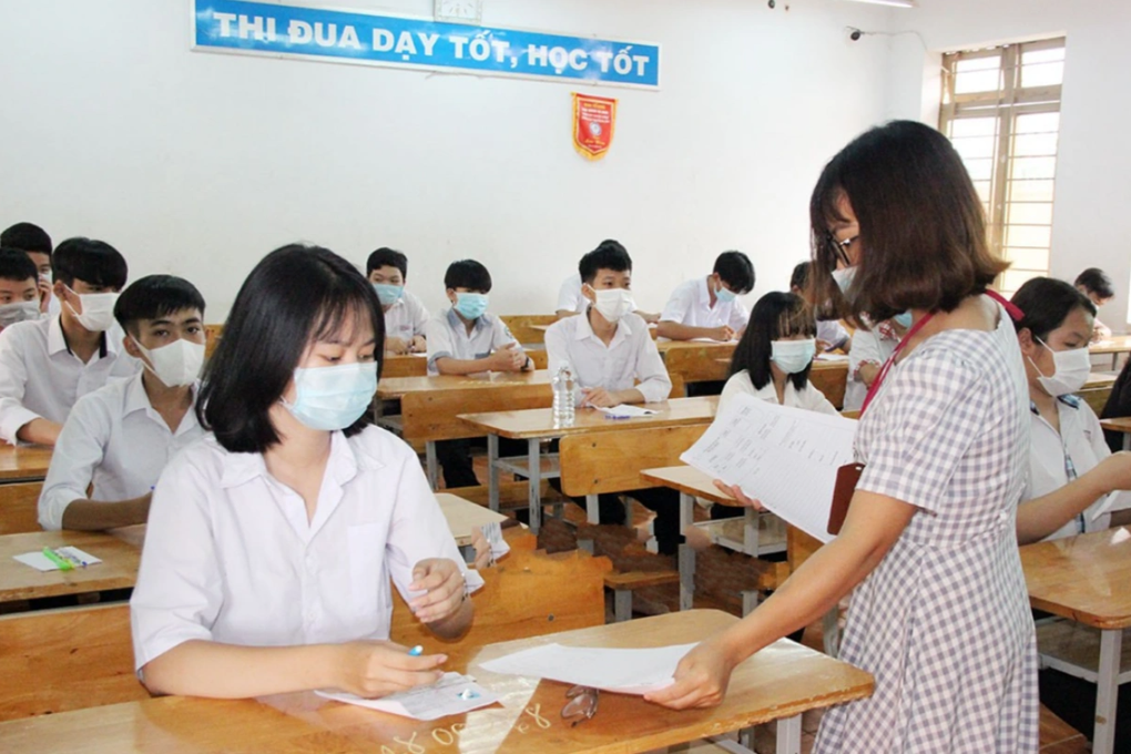 Giáo viên Bình Phước bức xúc vì chưa được nhận chế độ coi, chấm thi - 1 Giáo viên Bình Phước bức xúc vì chưa được nhận chế độ coi, chấm thi - 1