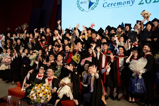 Trường Đại học Quốc tế Miền Đông (EIU) tổ chức Lễ tốt nghiệp năm 2022 cho các tân cử nhân, tân kỹ sư.
