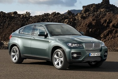 Thêm hai nhà phân phối tăng giá xe tại Việt Nam