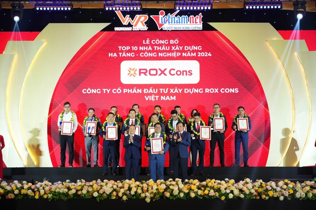 ROX Cons được vinh danh tại 2 bảng xếp hạng của Vietnam Report - 1 ROX Cons được vinh danh tại 2 bảng xếp hạng của Vietnam Report - 1