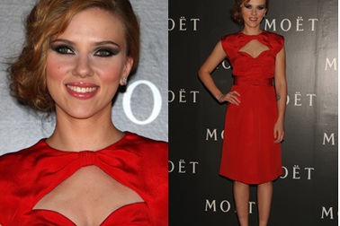 Scarlett Johansson đẹp rực rỡ tại xứ hoa anh đào