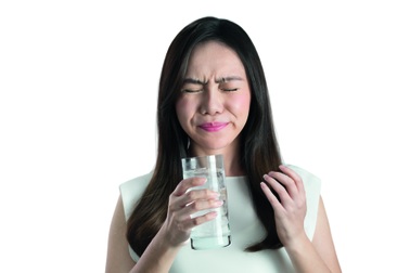 Giải pháp giảm nhanh ê buốt cho 50% dân số gặp phải vấn đề răng nhạy cảm