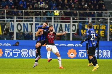 Ba đại diện Serie A chung nhánh bán kết, UEFA điều chỉnh kết quả bốc thăm