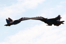 Mãn nhãn phong cách trình diễn của “Hiệp sĩ Nga”