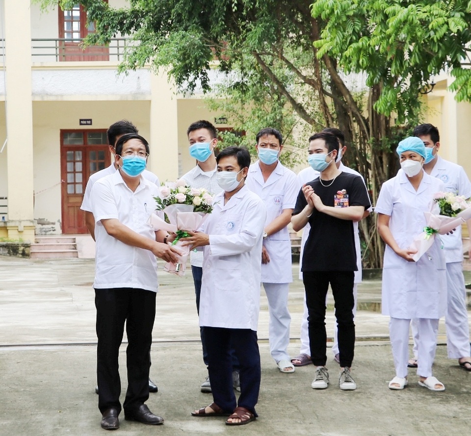 Đà Nẵng: Bệnh nhân Covid-19 thứ 5 được xuất viện - 2