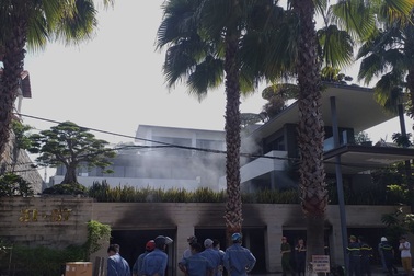 Cháy biệt thự của một đại gia bất động sản ở Đà Nẵng