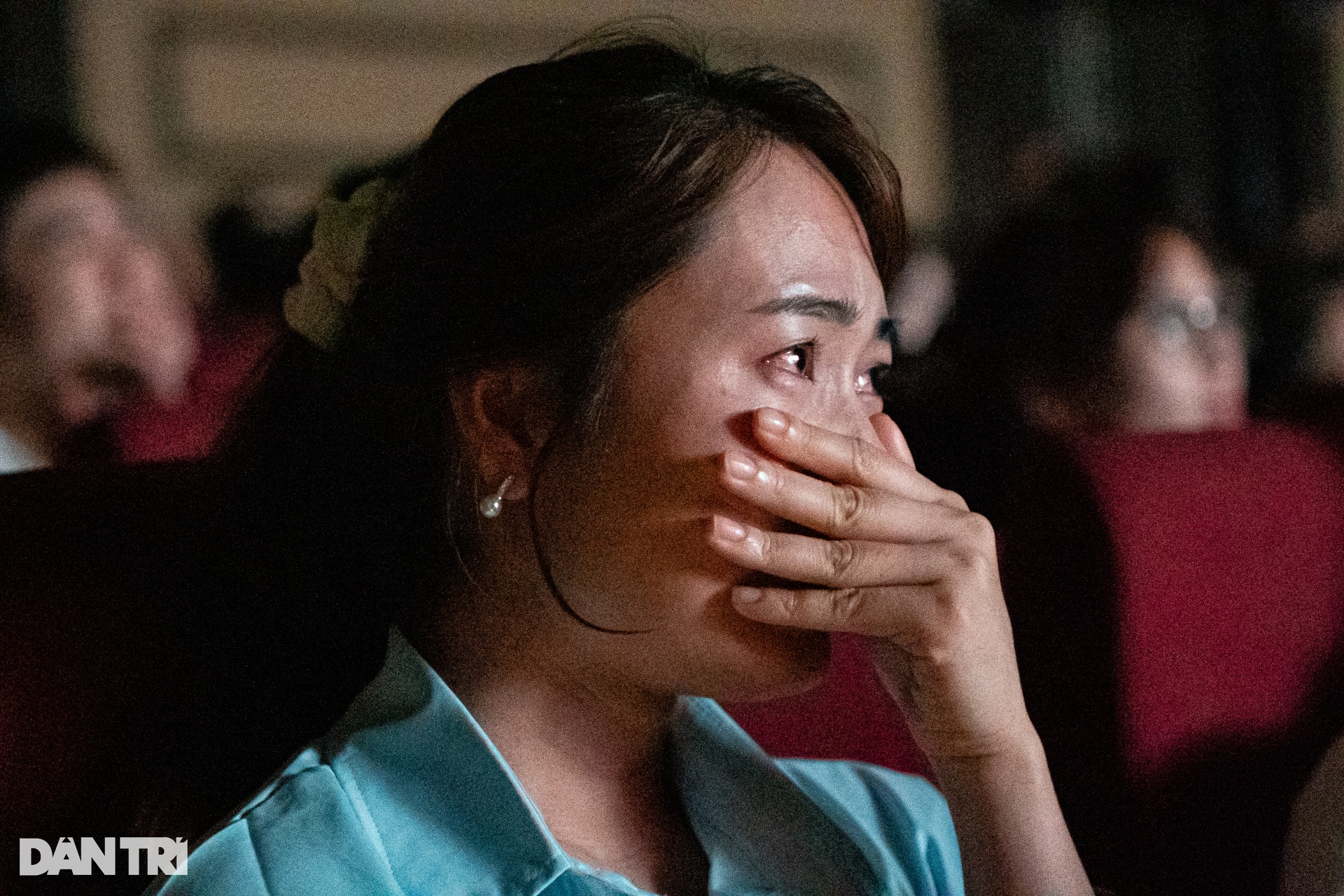 Người trẻ Hà Nội xếp hàng dài, bật khóc khi xem bộ phim Điện Biên Phủ - 7