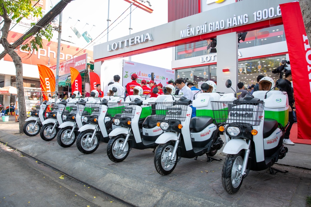 Honda Việt Nam hợp tác Lotteria Việt Nam triển khai dự án dùng xe điện giao hàng - 2 Honda Việt Nam hợp tác Lotteria Việt Nam triển khai dự án dùng xe điện giao hàng - 2