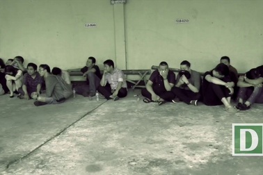 Hàng trăm cảnh sát đột kích “tiệc ma túy” trong khách sạn