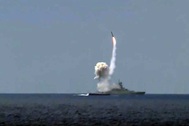 Tên lửa từ chiến hạm Nga tấn công mục tiêu khủng bố ở Syria