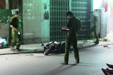 Truy bắt hung thủ đâm chết thanh niên trước quán cơm