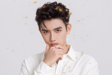 Bắt người tung ảnh "nóng" của Trần Phi Vũ