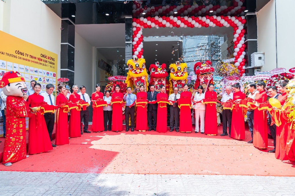 Nệm Vạn Thành mở rộng chuỗi cửa hàng - 1 Nệm Vạn Thành mở rộng chuỗi cửa hàng - 1