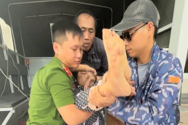 Công an kịp thời cứu sống người phụ nữ rơi xuống giếng