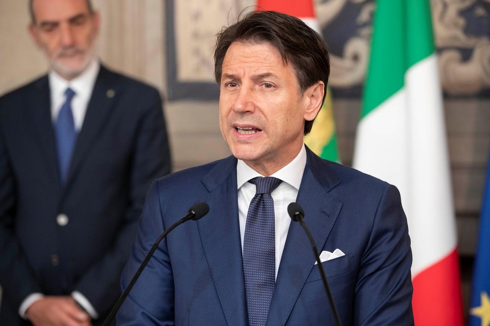 Thủ tướng Italia cảnh báo có thể rời liên minh châu Âu - 1 Thủ tướng Italia cảnh báo có thể rời liên minh châu Âu - 1