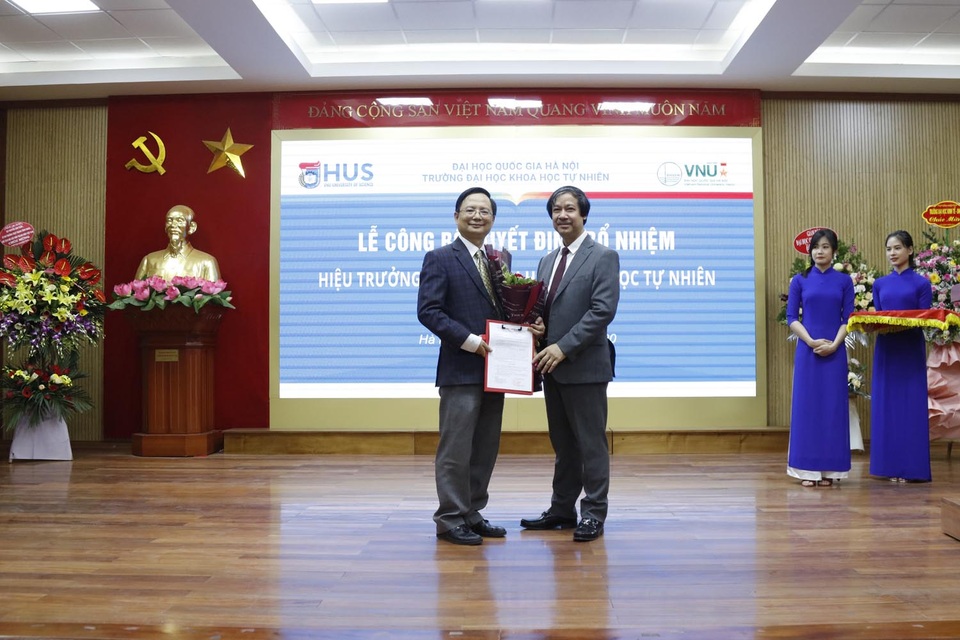 Tân hiệu trưởng đại học: Gìn giữ sự minh bạch trong môi trường giáo dục - 1 Tân hiệu trưởng đại học: Gìn giữ sự minh bạch trong môi trường giáo dục - 1