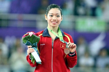 Không hài lòng trọng tài, Hà Thanh quyết “phục hận”