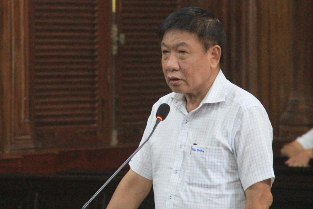 Đề nghị phạt Phó giáo sư Phan Minh Tân 4-6 năm tù - 1 Đề nghị phạt Phó giáo sư Phan Minh Tân 4-6 năm tù - 1