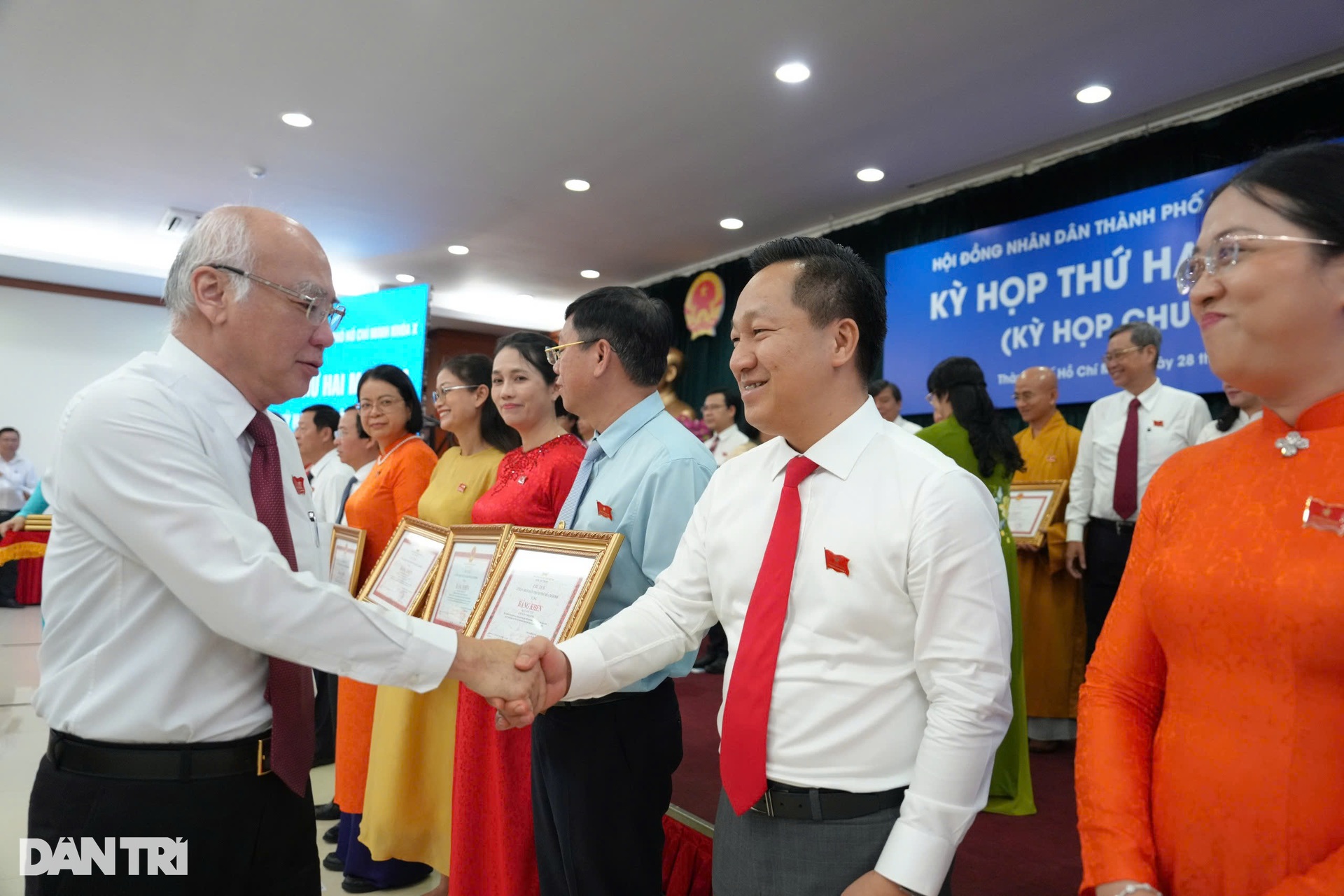 Kỳ họp lịch sử của HĐND TPHCM trước ngày hợp nhất tỉnh, thành - 9