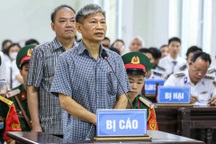 Cựu Tư lệnh Cảnh sát biển Nguyễn Văn Sơn lĩnh 16 năm tù