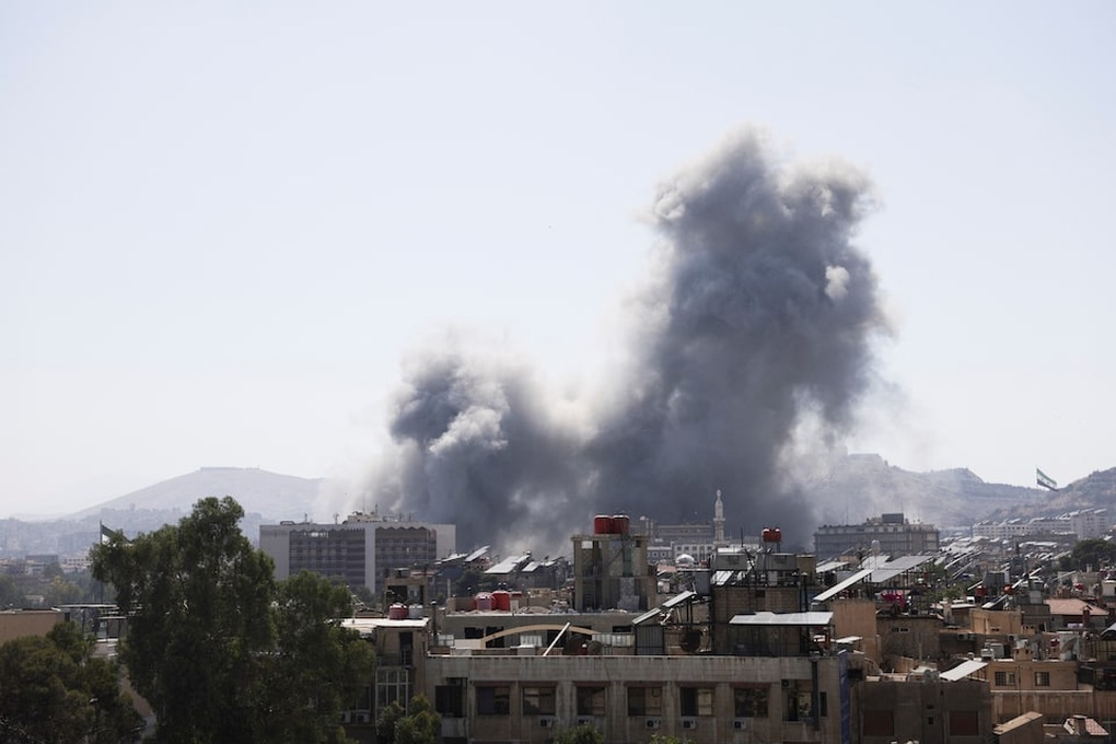 Israel không kích thủ đô của Syria - 1 Israel không kích thủ đô của Syria - 1