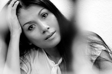 Báo Pháp viết về NTK Minh Hạnh