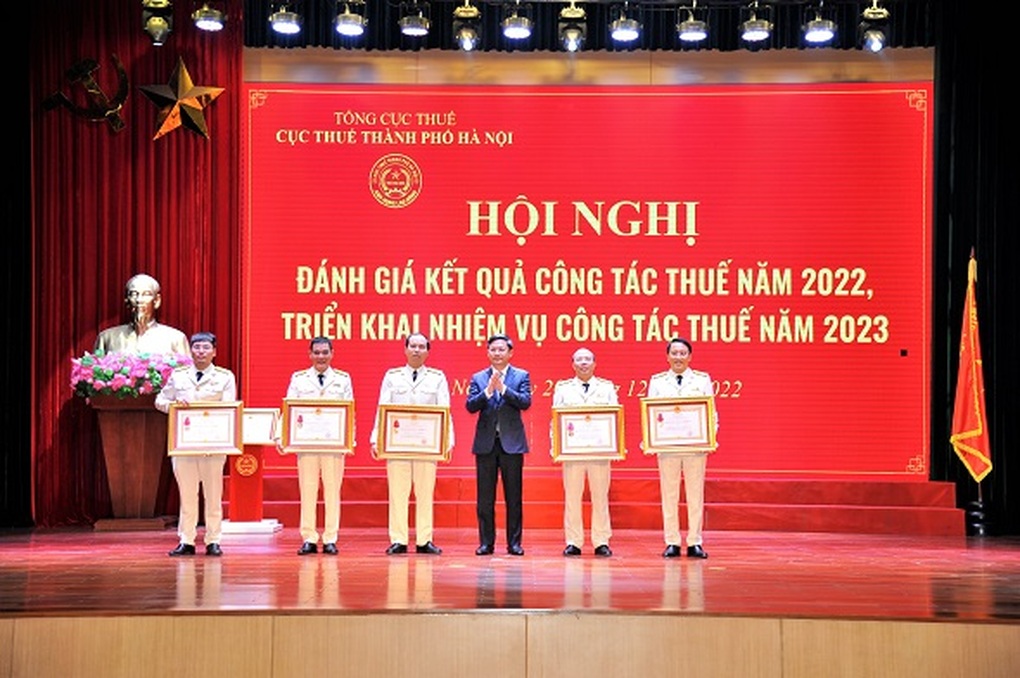 Cục Thuế Hà Nội phải thu đúng, thu đủ, thu kịp thời - 2 Cục Thuế Hà Nội phải thu đúng, thu đủ, thu kịp thời - 2