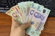 Sinh con sau bao lâu thì được nhận tiền thai sản?