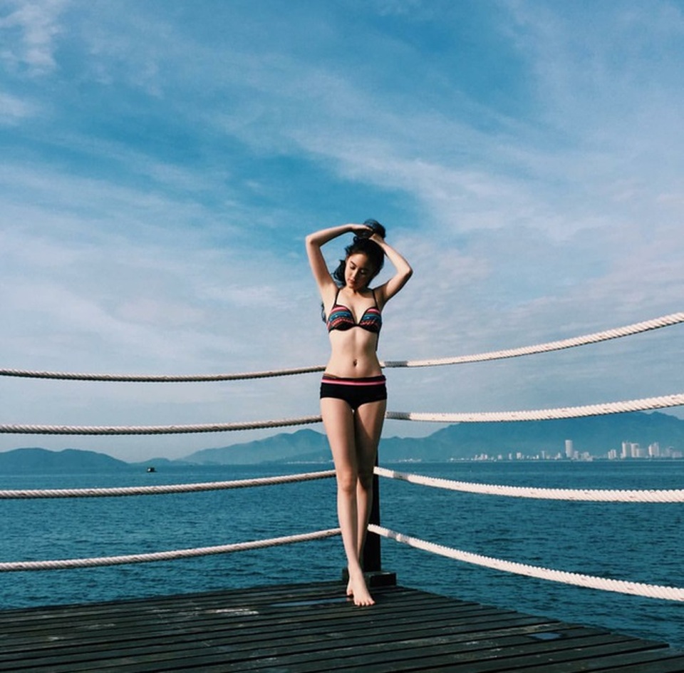 Hot girl Lào gốc Việt đẹp không tỳ vết, khoe thân hình vạn người mê - 9 Hot girl Lào gốc Việt đẹp không tỳ vết, khoe thân hình vạn người mê - 9