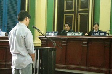 14 năm trốn lệnh truy nã vẫn không thoát tội