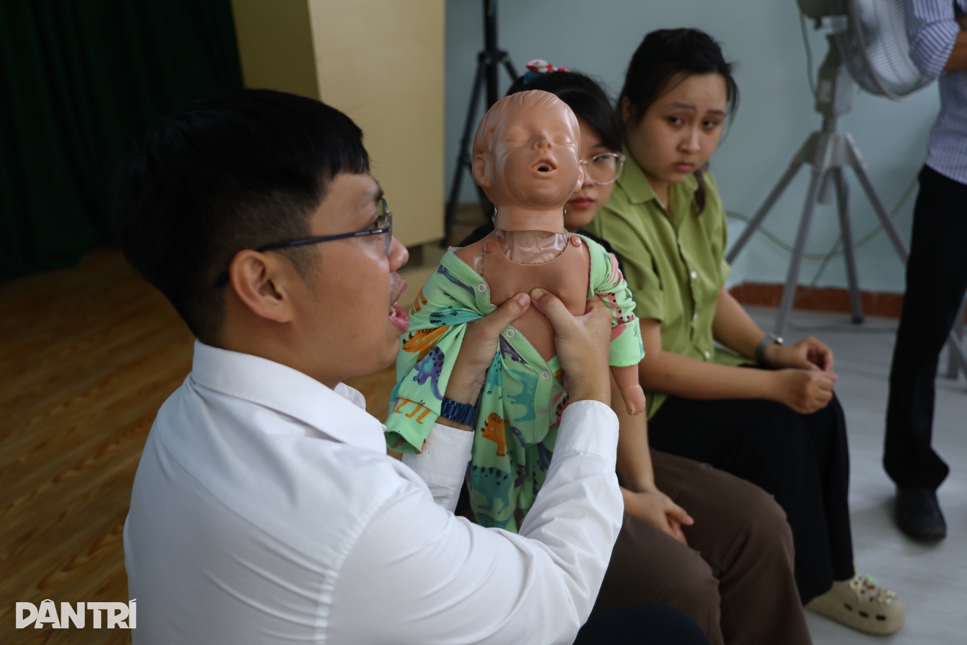 Bên trong lớp học sơ cấp cứu cho người dân tại TPHCM - 6