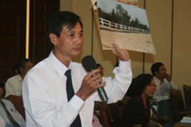 Bức bối với "mê hồn trận" kẹt xe, ngập nước!