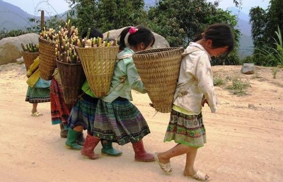 Siết chặt tình trạng trẻ bị bóc lột sức lao động - 1 Siết chặt tình trạng trẻ bị bóc lột sức lao động - 1