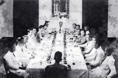 Tổ chức chính quyền địa phương trong bối cảnh đặc thù ngày đầu lập nước