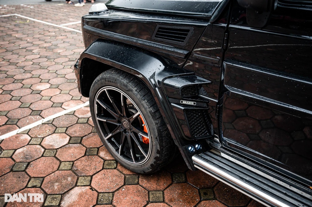 Mercedes-AMG G 63 rao giá 4,6 tỷ đồng sau 10 năm dùng và lăn bánh 100.000km - 5 Mercedes-AMG G 63 rao giá 4,6 tỷ đồng sau 10 năm dùng và lăn bánh 100.000km - 5
