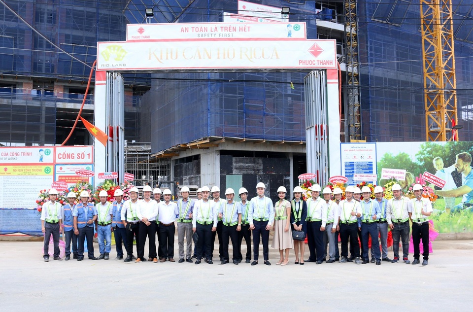 Cất nóc dự án Ricca Quận 9: Tín hiệu vui của thị trường bất động sản cuối năm 2020 - 2 Cất nóc dự án Ricca Quận 9: Tín hiệu vui của thị trường bất động sản cuối năm 2020 - 2