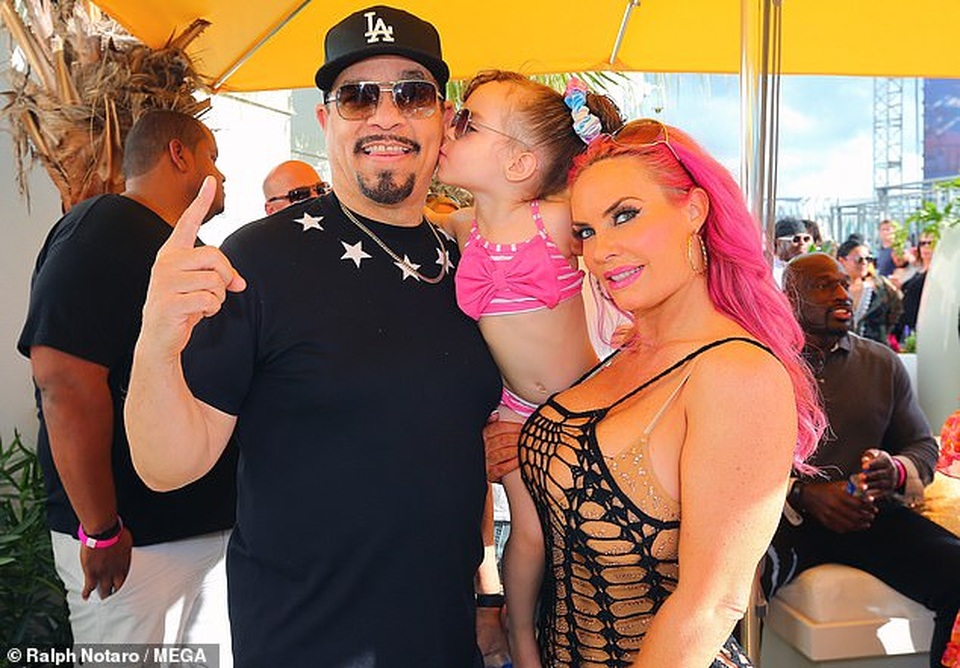 Coco Austin bốc lửa trong sự kiện - 4 Coco Austin bốc lửa trong sự kiện - 4