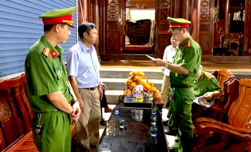 Vụ đề án Ơ Đu: Đã bắt 3 người, tiếp tục mở rộng điều tra - 4 Vụ đề án Ơ Đu: Đã bắt 3 người, tiếp tục mở rộng điều tra - 4