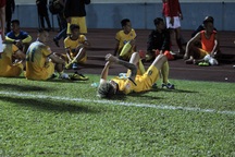 Thủ môn FLC Thanh Hoá sai lầm ngớ ngẩn khiến đội nhà trắng tay tại Cẩm Phả