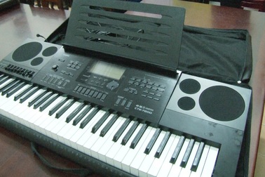 Nghiện game, đột nhập vào trường học ngủ và trộm cắp tài sản