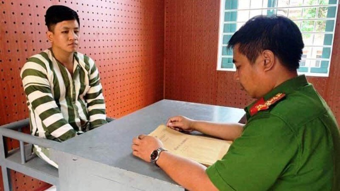 Bình Dương: Khởi tố, bắt tạm giam thanh niên "đánh dã man" nữ sinh sau khi va chạm giao thông - Ảnh 2. Bình Dương: Khởi tố, bắt tạm giam thanh niên "đánh dã man" nữ sinh sau khi va chạm giao thông - Ảnh 2.