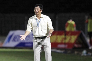 HLV Vũ Quang Bảo trở lại dẫn dắt CLB Cần Thơ